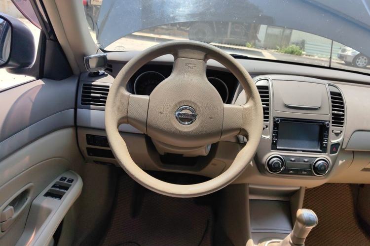 Used Nissan Sylphy 2012 1.6XE Manual Comfort Edition Steering Wheel