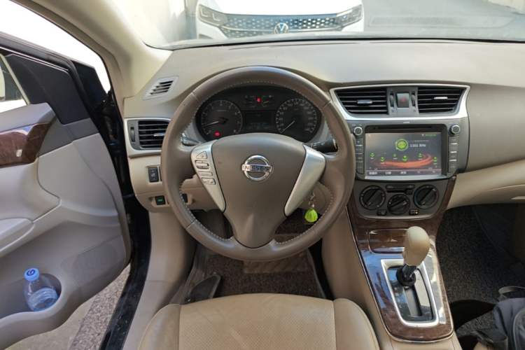 Used Nissan Sylphy 2012 1.6 XL CVT Luxury Edition Steering Wheel