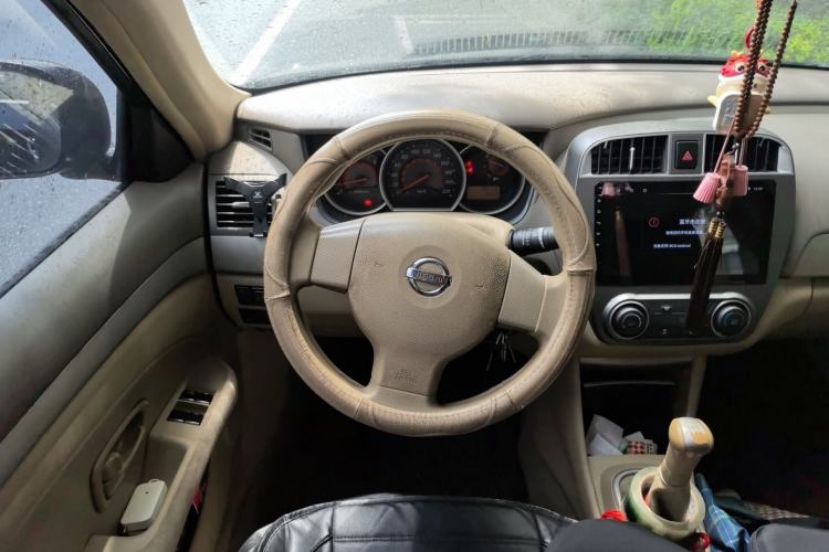 Used Nissan Sylphy 2012 Classic 1.6XE Manual Comfort Edition Steering Wheel