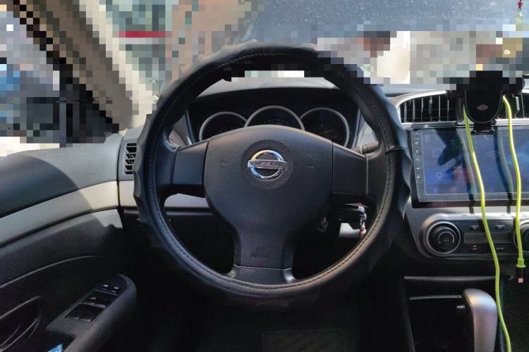 Used Nissan Sylphy 2012 Classic 1.6XE Automatic Comfort Edition Steering Wheel
