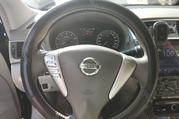 Used Nissan Sylphy 2012 1.6 XL CVT Luxury Edition Steering Wheel