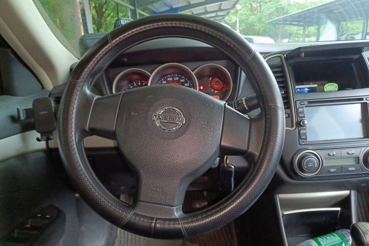 Used Nissan Sylphy 2012 Classic 1.6XE Manual Comfort Edition Steering Wheel