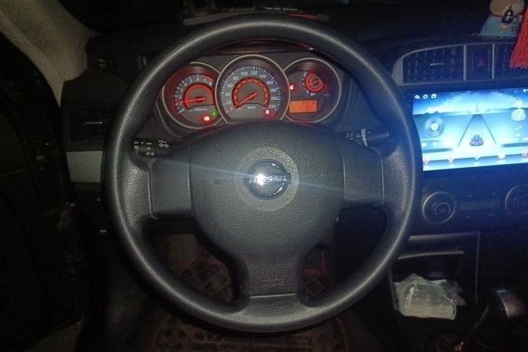 Used Nissan Sylphy 2012 Classic 1.6XE Manual Comfort Edition Steering Wheel