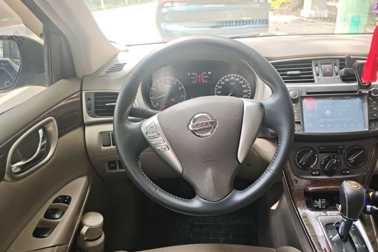 Used Nissan Sylphy 2012 1.6 XL CVT Luxury Edition Steering Wheel