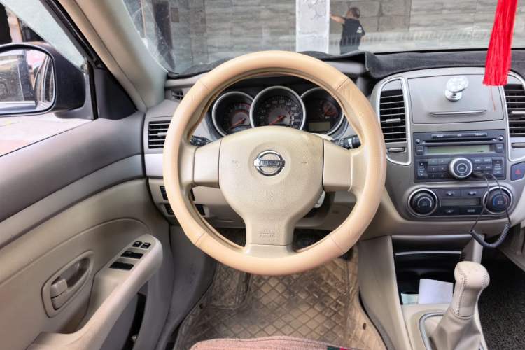 Used Nissan Sylphy 2012 Classic 1.6XE Manual Comfort Edition Steering Wheel