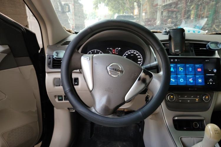 Used Nissan Sylphy 2012 1.6XE Manual Comfort Edition Steering Wheel