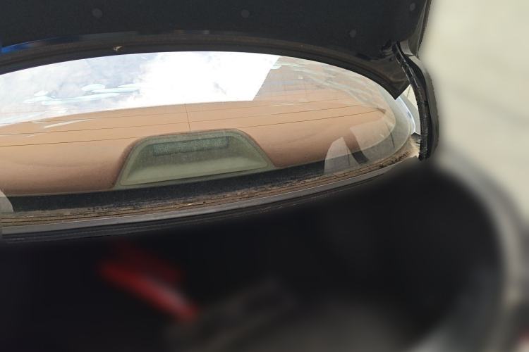 Used Nissan Sylphy 2012 Classic 1.6 XL Automatic Luxury Edition Trunk