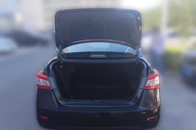 Used Nissan Sylphy 2012 1.6 XL CVT Luxury Edition Trunk