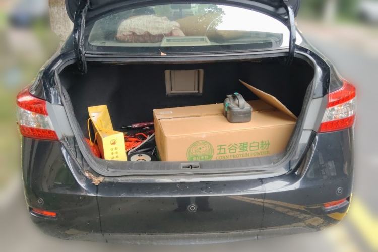 Used Nissan Sylphy 2012 1.6 XL CVT Luxury Edition Trunk