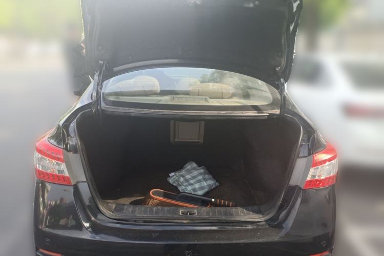 Used Nissan Sylphy 2012 1.6 XL CVT Luxury Edition Trunk