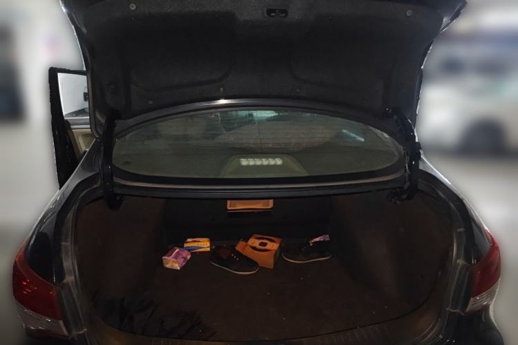 Used Nissan Sylphy 2012 Classic 1.6XE Manual Comfort Edition Trunk