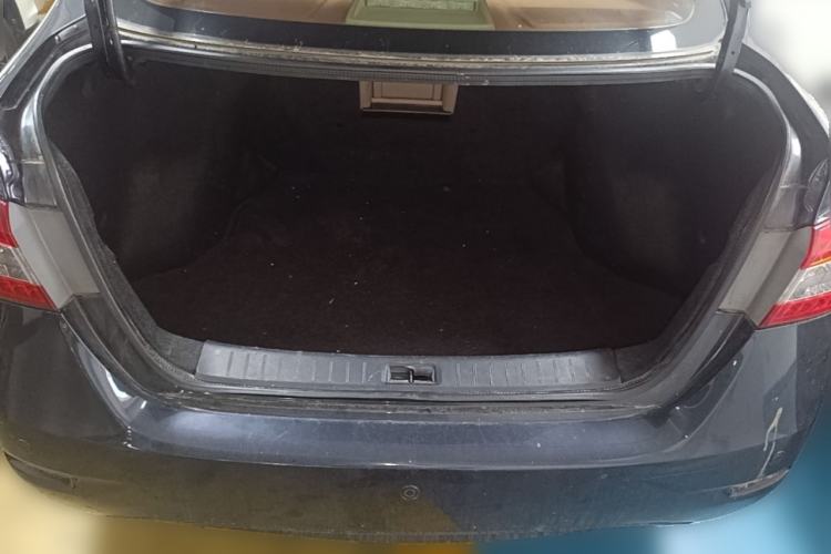 Used Nissan Sylphy 2012 1.6 XL CVT Luxury Edition Trunk