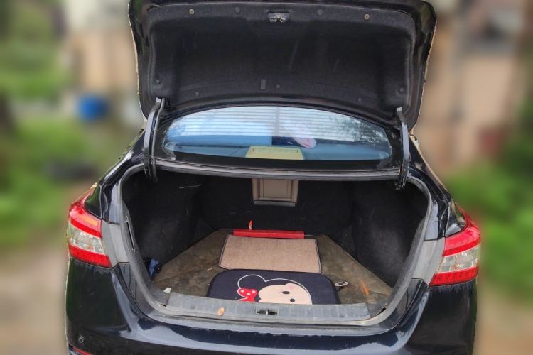 Used Nissan Sylphy 2012 1.6 XL CVT Luxury Edition Trunk
