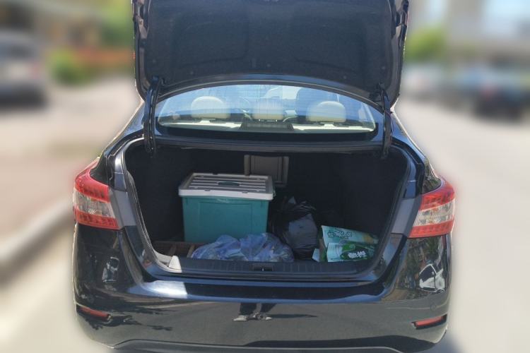Used Nissan Sylphy 2012 1.6 XL CVT Luxury Edition Trunk