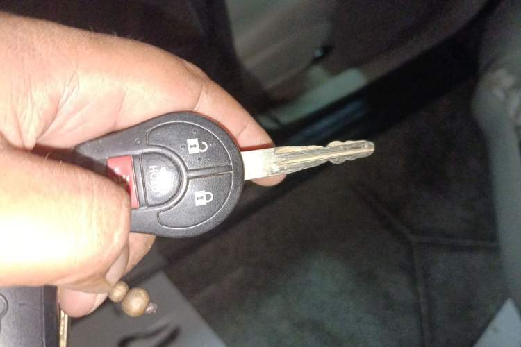 Used Nissan Sylphy 2012 1.6 XL Manual Luxury Edition Vehicle Key