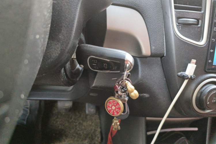 Used Nissan Sylphy 2012 Classic 1.6XE Manual Comfort Edition Vehicle Key