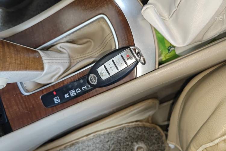 Used Nissan Sylphy 2012 Classic 1.6XE Automatic Comfort Edition Vehicle Key