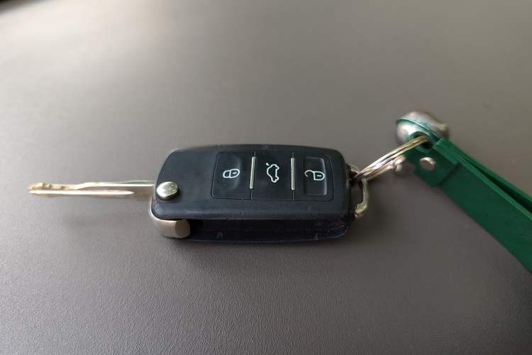 Used Nissan Sylphy 2012 Classic 1.6XL Manual Luxury Edition Vehicle Key