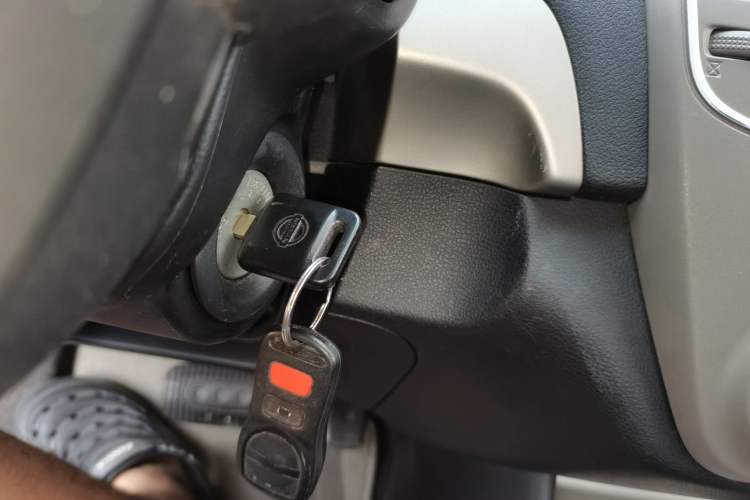 Used Nissan Sylphy 2012 Classic 1.6XE Automatic Comfort Edition Vehicle Key