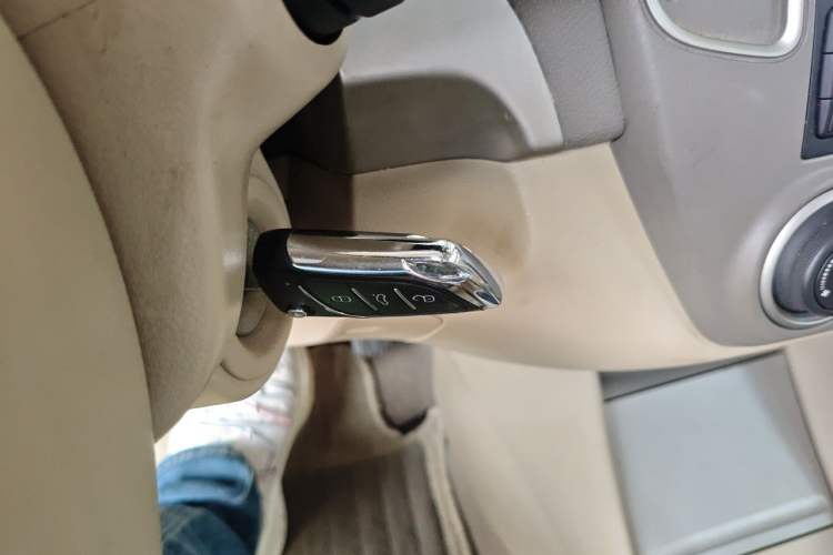 Used Nissan Sylphy 2012 Classic 1.6 XL Automatic Luxury Edition Vehicle Key
