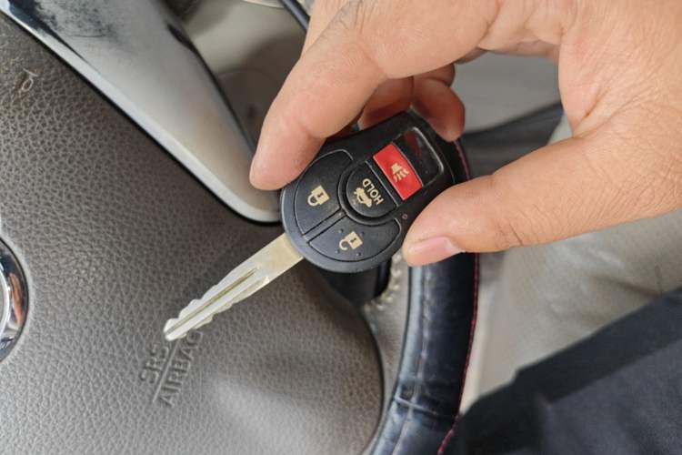Used Nissan Sylphy 2012 1.6 XL CVT Luxury Edition Vehicle Key