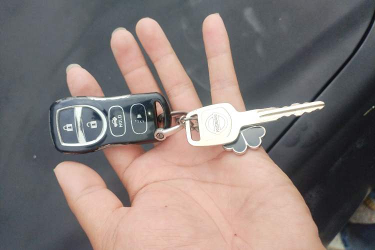 Used Nissan Sylphy 2012 Classic 1.6XE Automatic Comfort Edition Vehicle Key