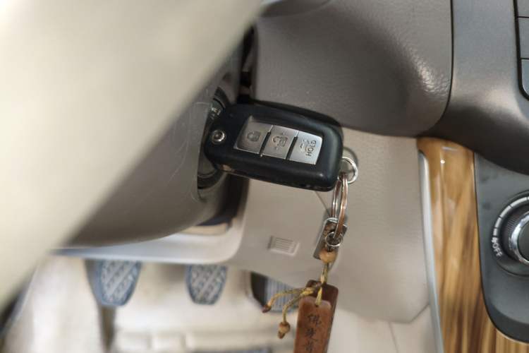 Used Nissan Sylphy 2012 1.6 XL Manual Luxury Edition Vehicle Key