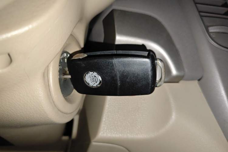 Used Nissan Sylphy 2012 Classic 1.6XE Manual Comfort Edition Vehicle Key