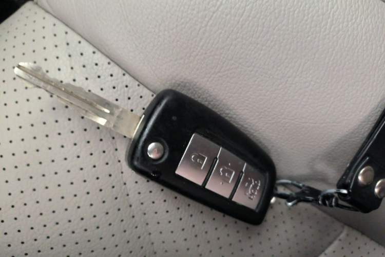 Used Nissan Sylphy 2012 1.6 XL Manual Luxury Edition Vehicle Key