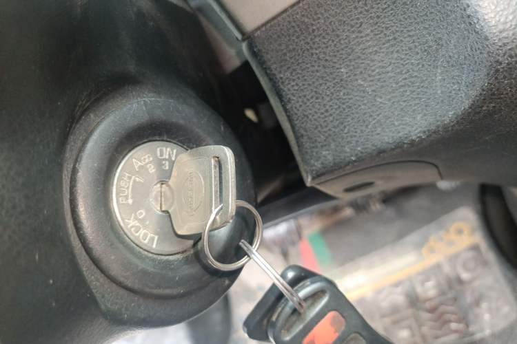 Used Nissan Sylphy 2012 Classic 1.6XE Manual Comfort Edition Vehicle Key
