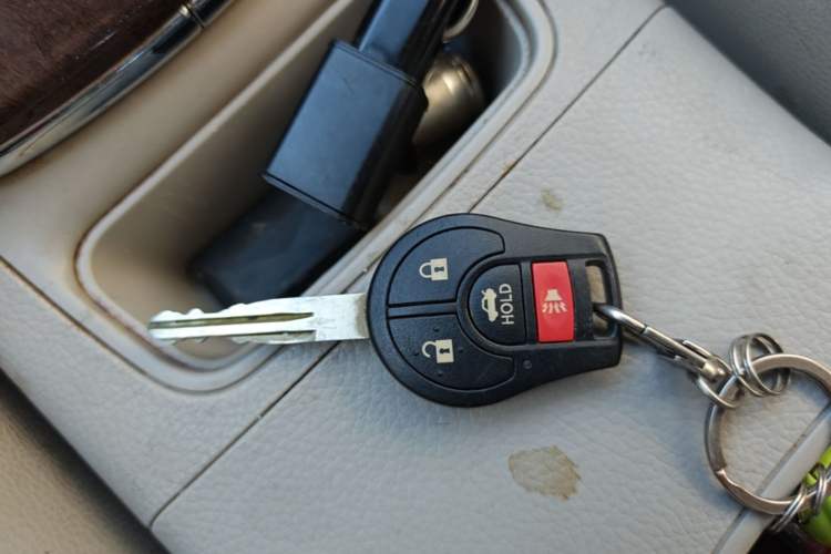 Used Nissan Sylphy 2012 1.6 XL CVT Luxury Edition Vehicle Key