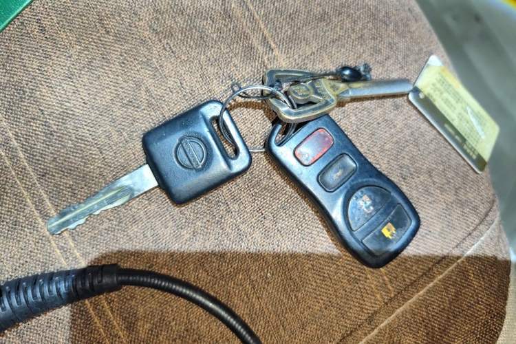 Used Nissan Sylphy 2012 Classic 1.6XE Manual Comfort Edition Vehicle Key