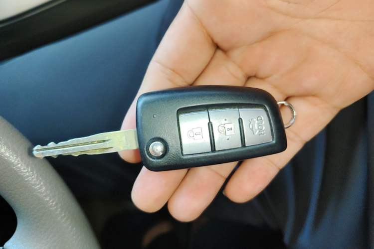 Used Nissan Sylphy 2012 1.6XE CVT Comfort Edition Vehicle Key