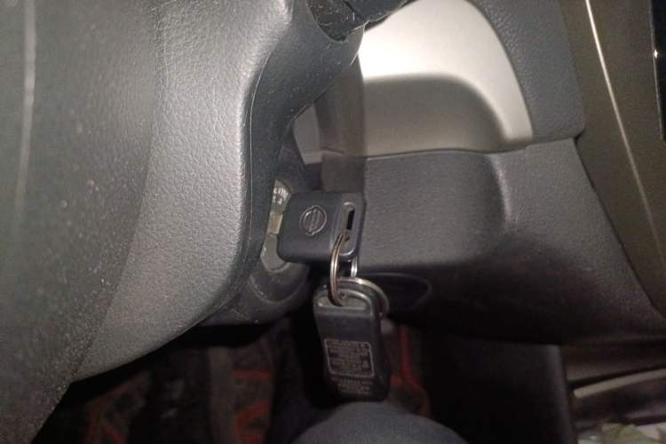 Used Nissan Sylphy 2012 Classic 1.6XE Manual Comfort Edition Vehicle Key