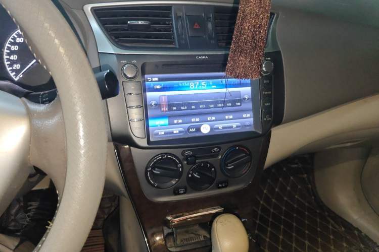 Used Nissan Sylphy 2012 1.6 XL CVT Luxury Edition Audio And AC Panel