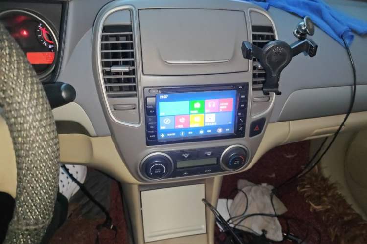 Used Nissan Sylphy 2012 Classic 1.6XE Manual Comfort Edition Audio And AC Panel