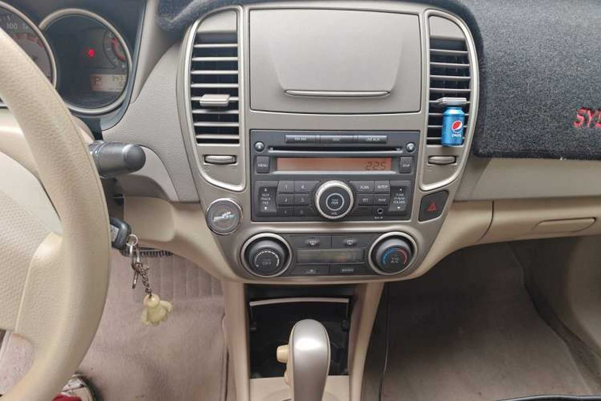 Used Nissan Sylphy 2012 Classic 1.6XE Automatic Comfort Edition Audio And AC Panel