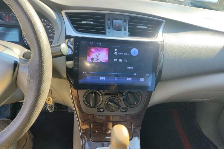 Used Nissan Sylphy 2012 1.6 XL CVT Luxury Edition Audio And AC Panel