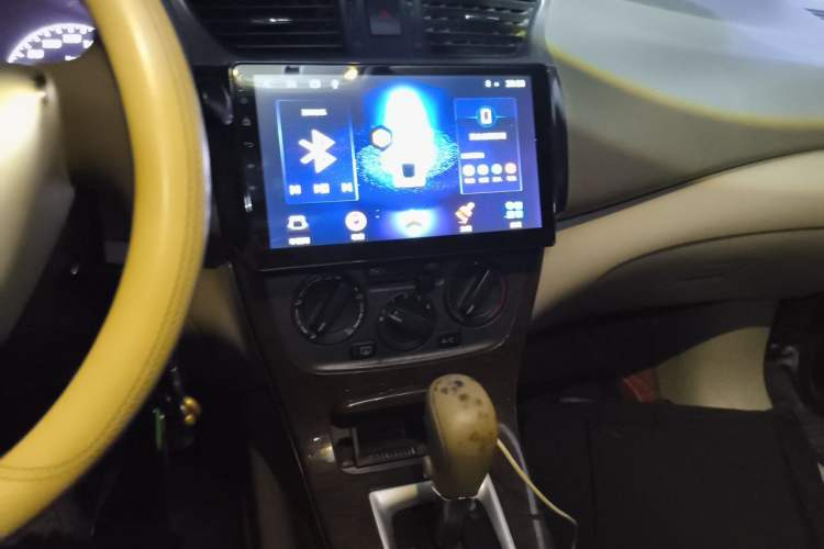 Used Nissan Sylphy 2012 Classic 1.6 XL Automatic Luxury Edition Audio And AC Panel