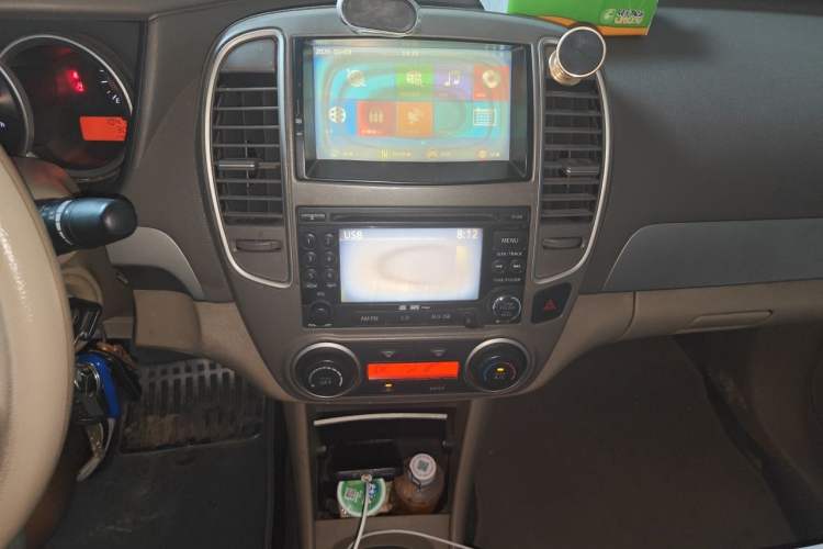 Used Nissan Sylphy 2012 Classic 1.6XE Manual Comfort Edition Audio And AC Panel