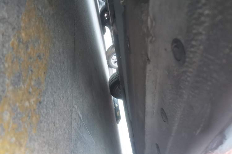 Used Nissan Sylphy 2012 1.8XL Manual Luxury Edition Chassis Front Left