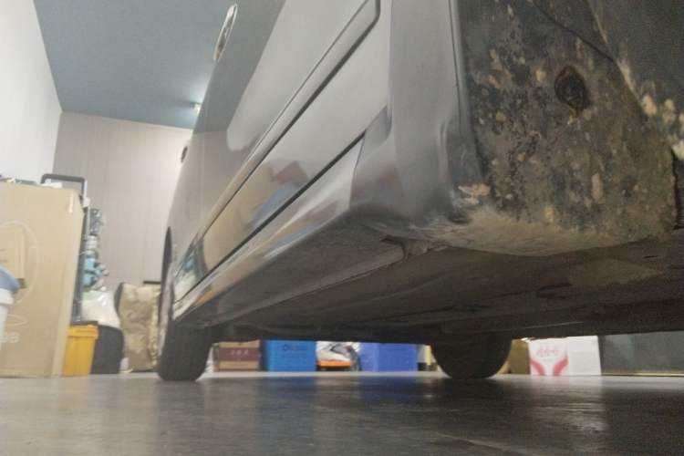 Used Nissan Sylphy 2012 Classic 1.6XE Manual Comfort Edition Chassis Front Right