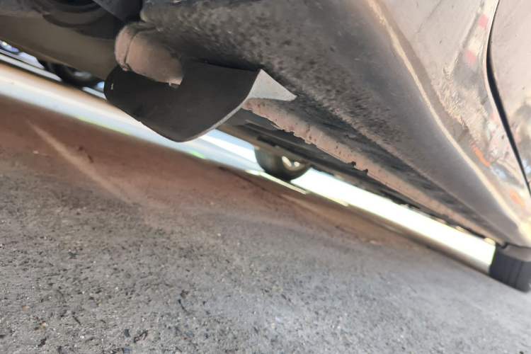 Used Nissan Sylphy 2012 1.6XE Manual Comfort Edition Chassis Rear Right