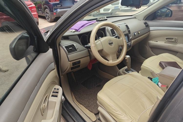 Used Nissan Sylphy 2012 Classic 1.6XE Automatic Comfort Edition Driver Seat