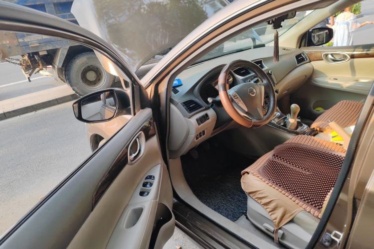 Used Nissan Sylphy 2012 1.6 XL Manual Luxury Edition Driver Seat