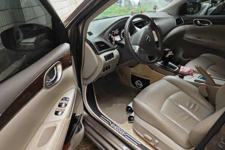 Used Nissan Sylphy 2012 1.8XL CVT Luxury Edition Driver Seat