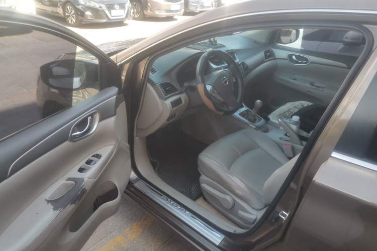 Used Nissan Sylphy 2012 1.8XL Manual Luxury Edition Driver Seat