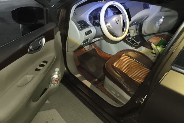 Used Nissan Sylphy 2012 Classic 1.6 XL Automatic Luxury Edition Driver Seat