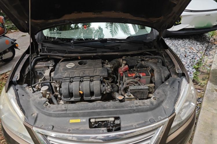 Used Nissan Sylphy 2012 1.8XL CVT Luxury Edition Engine Bay