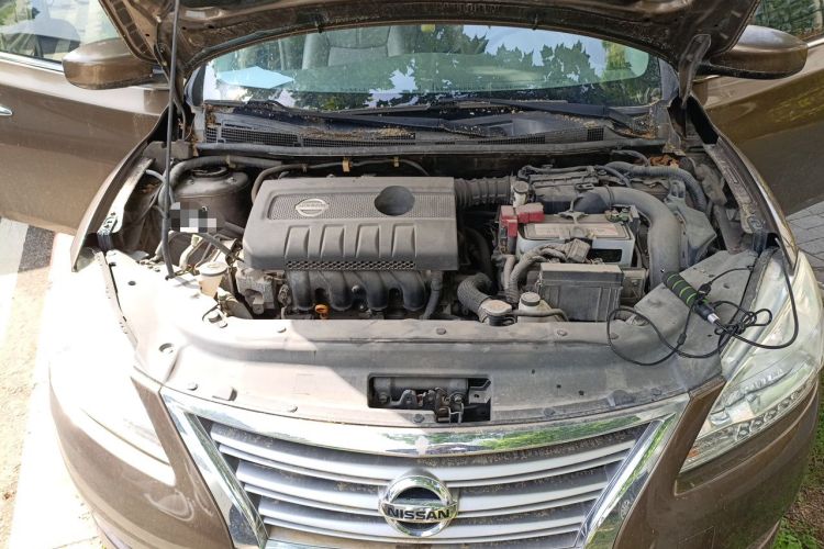 Used Nissan Sylphy 2012 1.6XE Manual Comfort Edition Engine Bay